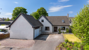 Ambrae, Conglass Lane, Ballindalloch AB37 9HU