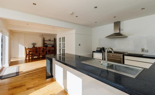Spacious kitchen and dining area