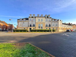 Apartment 6, 102 Rose Court, Rumbush Lane, Earlswood, Solihull B90 1FH