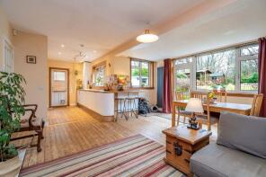 70, Redford Loan, Redford, Edinburgh EH13 0AT