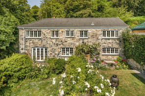 Le An Marghas, Mawgan, Helston TR12 6AD
