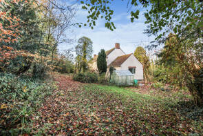 4, Hillside, Salisbury SP2 0EL