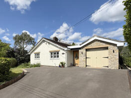 Court Croft, Stoke Road, Stoke St Mary, Taunton TA3 5BY