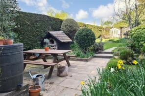2, Myddleton Terrace, Shripney Lane, Bognor Regis PO22 9NS