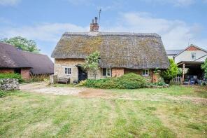 Thatched Cottage, Mere Lane, Buckingham MK18 4AG