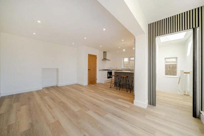 Kitchen/Dining