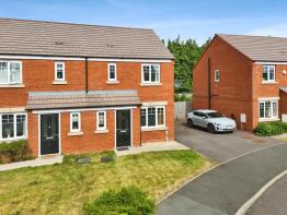 30, Churchill Close, Newport TF10 7GX