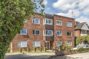 Flat 2, 31 Griffin Lodge, Woodside Avenue, North Finchley, London N12 8AZ