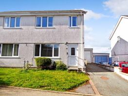 54, Ty'n Rhos Estate, Penysarn LL69 9BZ