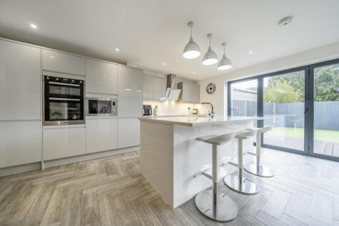 Parkfield Way, Bromley, BR2