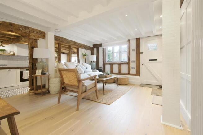 Living Room B.jpg