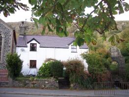 Refail Cottage, A487(t) From Capel Garisim Penmorfa To Ffordd Caernarfon, Porthmadog LL49 9RT