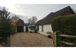 Wayside, Bridle Lane, Arundel BN18 0NA