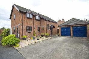 5, Emral Court, Worthenbury, Wrexham LL13 0AZ