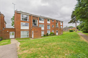 38, Roydon Court, Hemel Hempstead HP2 7PA