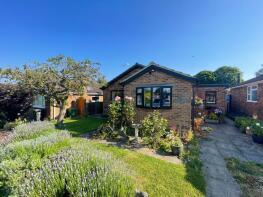 Highfield, Sutton Close, Aston Le Walls NN11 6UJ