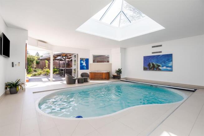 85 Alderbrook Road Solihull_11.jpg