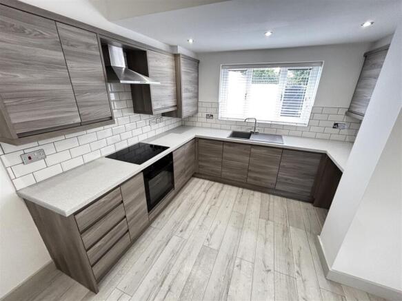 Open Plan Kitchen and Dining Room