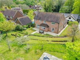 Beechridge, Lippen Lane, Warnford SO32 3LE