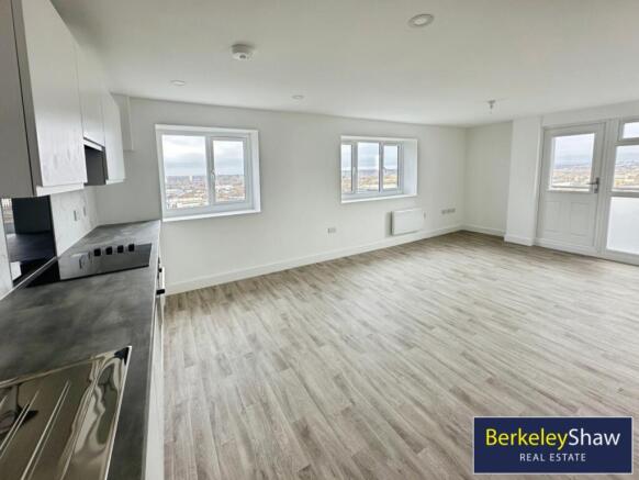 Open Plan Lounge Kitchen