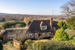 Shepherds Corner, Shepherds Gate, Colemans Hatch, Hartfield TN7 4HF