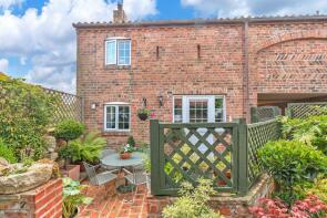 2, Whixley Mews, Franks Lane, York YO26 8AR