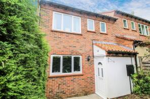 24, Peascroft, Aylesbury HP18 9AU