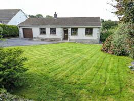 Brynsiriol, C2081 From Bancyfelin To Llanybri, Llangynog, Carmarthen SA33 5BU