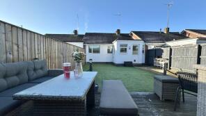 9, Meadowside, Rockwell Green, Wellington TA21 9DU