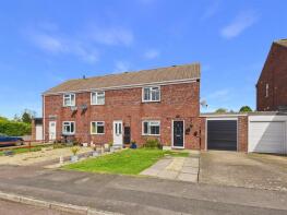 3, Gimson Close, Gloucester GL4 0YQ