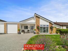 4, Clwydian Park Avenue, St. Asaph LL17 0BQ