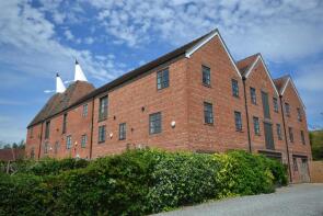 1, Woodston Oast House, Woodston, Tenbury Wells WR15 8JG