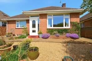6, Araluen Way, Sandown PO36 8PP