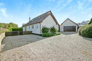 11, Neeham Road, Newquay TR8 5LE