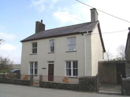Ty Capel, Road From Penrallt Estate To Crossroads, Caernarfon LL54 5UN