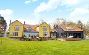 Falkenham House, Lower Road, Ipswich IP10 0QY