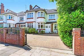 71, Kings Road, Richmond TW10 6EG
