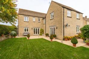 2 Asott House, Sunhill Close, Fairford GL7 4LY