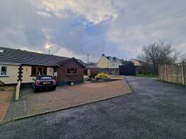 3, Kings Gardens, Pennar, Pembroke Dock SA72 6SR