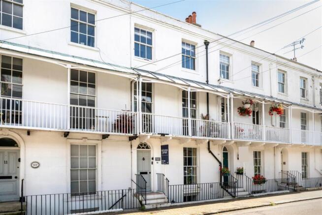10 Warwick Road_1.jpg