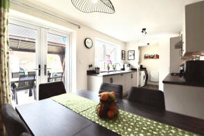 4, Riverside Lane, Wheatley, Doncaster DN2 4FF