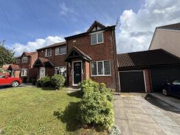 11, Eaton Drive, Ashton-under-lyne OL7 9RW