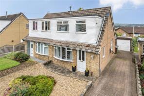 17, Well Garth View, Bramley, Leeds LS13 1EE