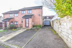 30, Reine Barnes Close, Woodmancote, Dursley GL11 4BQ