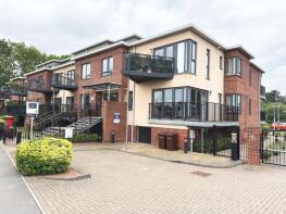 Flat 1, The Hythe, Pooley Green Road, Egham TW20 8AL