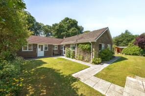 94 Cornerways, Halters End, Grayshott, Hindhead GU26 6EE