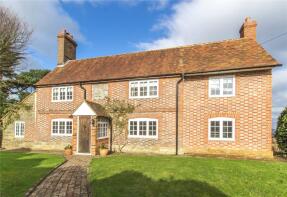 Wealden House, The Street, Robertsbridge TN32 5HJ