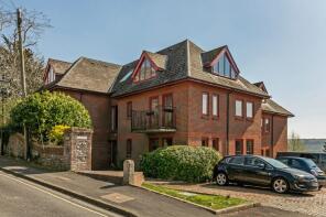 Flat 2, Chilcombe Heights, Quarry Road, Winchester SO23 0HR