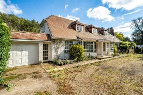 Maymond, Clandon Road, West Clandon GU4 7TL
