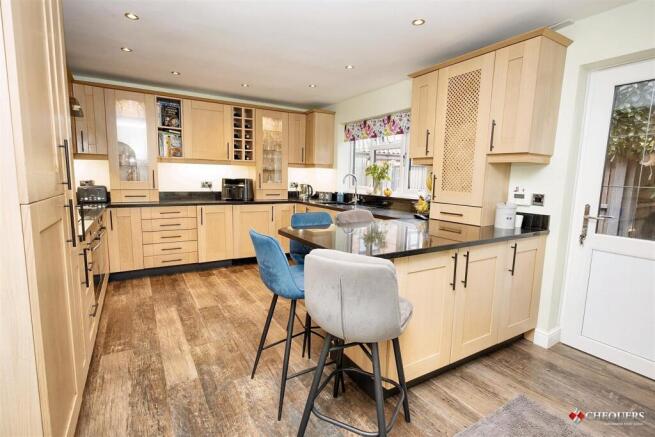 Kitchen /Breakfast room